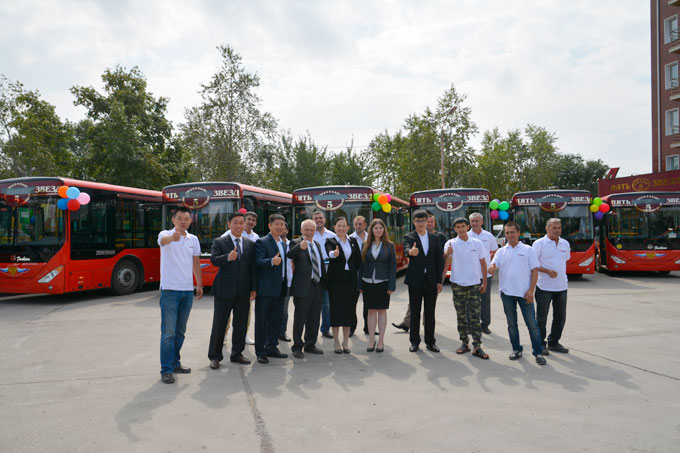 总领事助阵,中通客车与俄罗斯签订200台公交