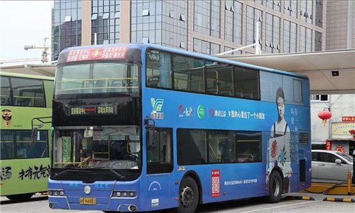深圳多条公交线路双层巴士更换为纯电动