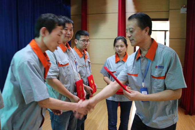 围绕客户价值,中通客车聘任26位产品经理及技