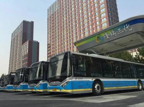 冬季来了,北京"钛"热丨银隆纯电动公交再进京